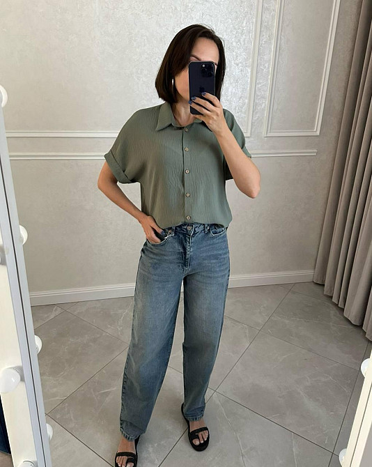 Женская легкая базовая рубашка с коротким рукавом на пуговицах американский креп 54/56, Оливка Одесса - изображение 3