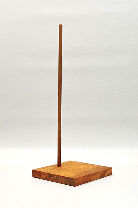 Подставка для кукол 