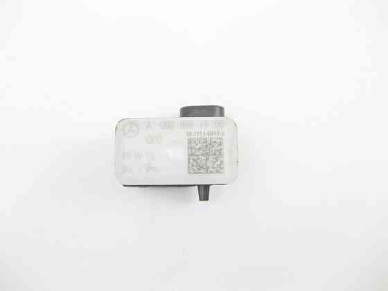 Mercedes-Benz  A0009057600 Датчик вертикального прискорення C-Class Coupe C205 C-Class W205 C-class Estate S205 C-Class Cabrio A205 GLC Coupe C253 Одесса