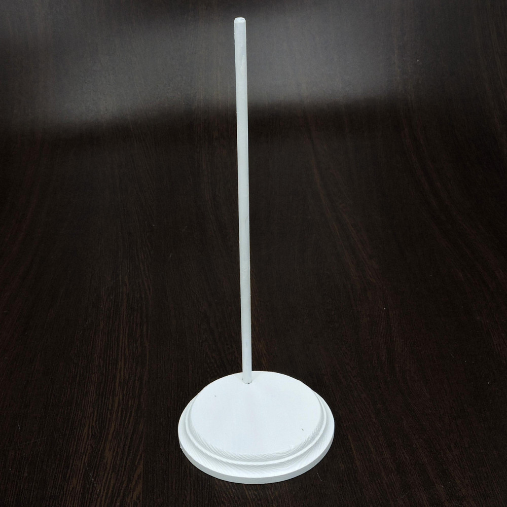 Подставка для кукол 