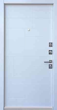 Двері квартирні, STRAJ, модель Піраміс, серія Standart Київ