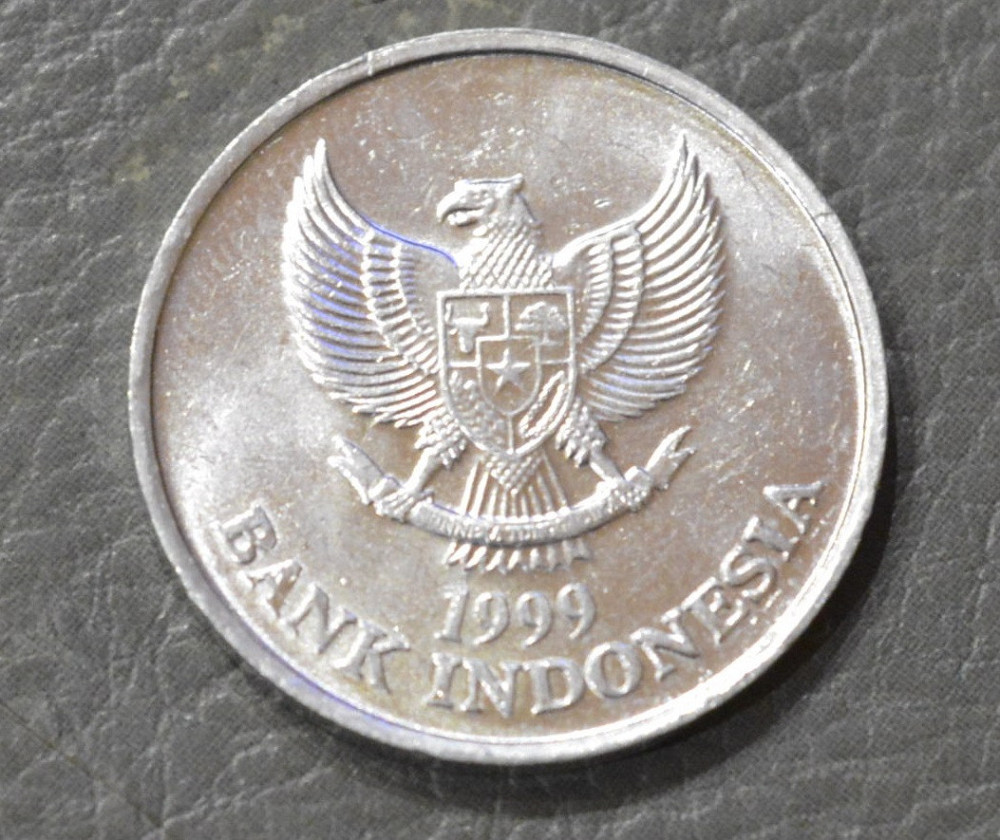 Индонезия 200 рупий 1999год (БЕ) Полтава - изображение 1