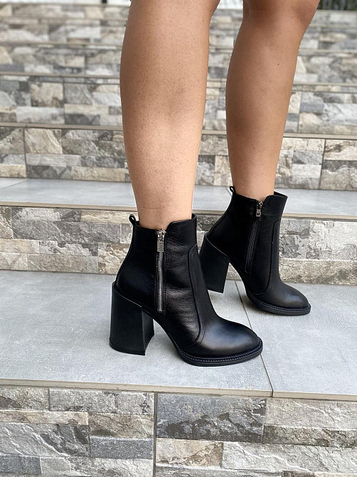 Чорні жіночі шкіряні черевики на стійкому каблуці весна осінь демісезонні, з натуральної шкіри Коломия - фото 3