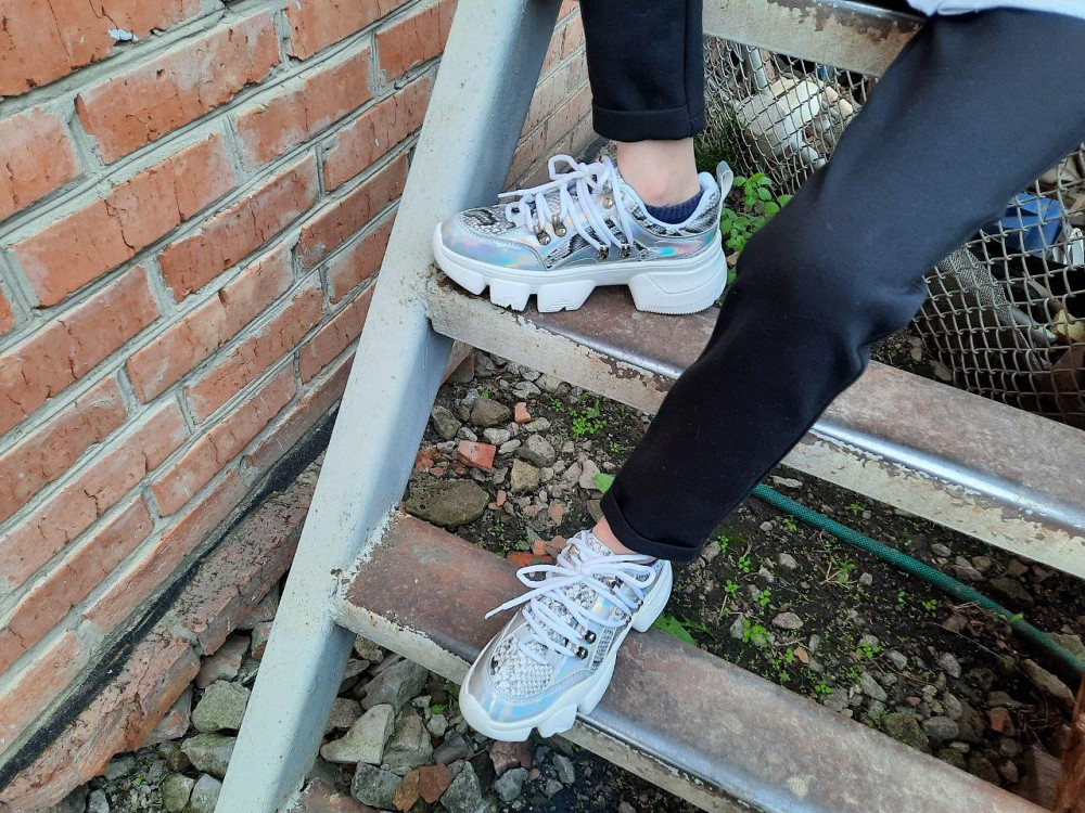 -Женские Кроссовки на Танкетке Серебристые Слипоны Мокасины на Платформе (размеры: 37,38,39) - 275-1 Днепр - изображение 7