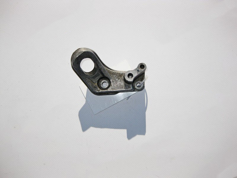 Mercedes-Benz  A6110782341 Кронштейн паливної рампи двигунів OM611 R4 2.2 cdi OM612 R5 2.7 OM613 R6 3.2 C-Class W202 W203 ML W163 E-Class W210 Одеса - фото 1