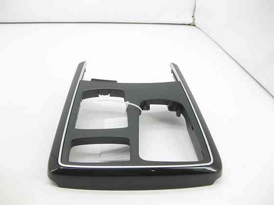 Mercedes-Benz  A1666800803 2A17 Декоративна накладка підлокітника з прорізами під кнопки та джойстик ML/GLE W166 GLE Coupe C292 GL/GLS X166 Одеса