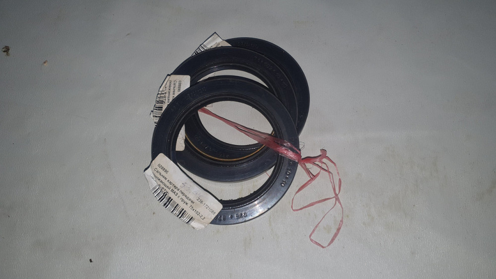 Сальник картера знижувального передавання МАЗ. 75х102-2.2. 238-1721088. Харків - фото 1