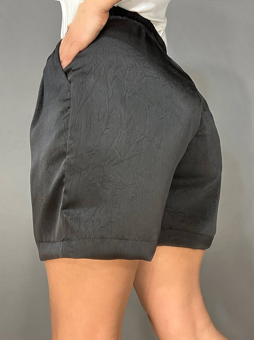 Шорти жіночі A-N 25175 вільний крій шовкові жатка талія на резинці шнурок короткі чорні, чорний, M Київ - фото 18