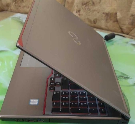 Ноутбук Японський: Fujitsu E756 (made in Japan) Київ - фото 2