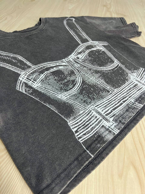 Футболка женская A-N 2732 вареная короткая широкая рисунок корсет бра, серый, one size Киев - изображение 12