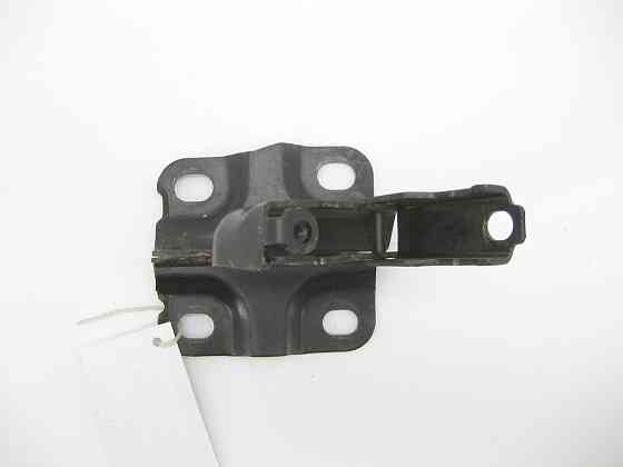 Mercedes-Benz  A2119200065 Центральна петля - кріплення задньої відкидної спинки¶ Одесса