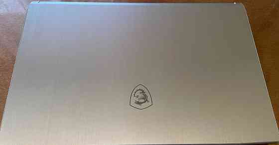 Ноутбук MSI WF75 10TK-250. Київ