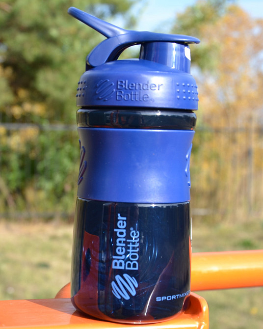 Шейкер спортивний (пляшка) BlenderBottle SportMixer Flip 20oz/590ml Navy Киев - изображение 5