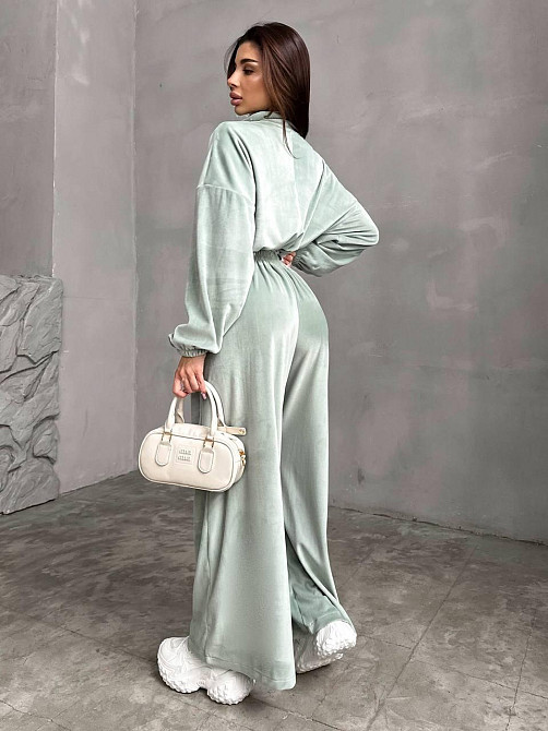 Жіночий стильний повсякденний велюровий комбінезон М'ятний 46/48 Одеса - фото 3