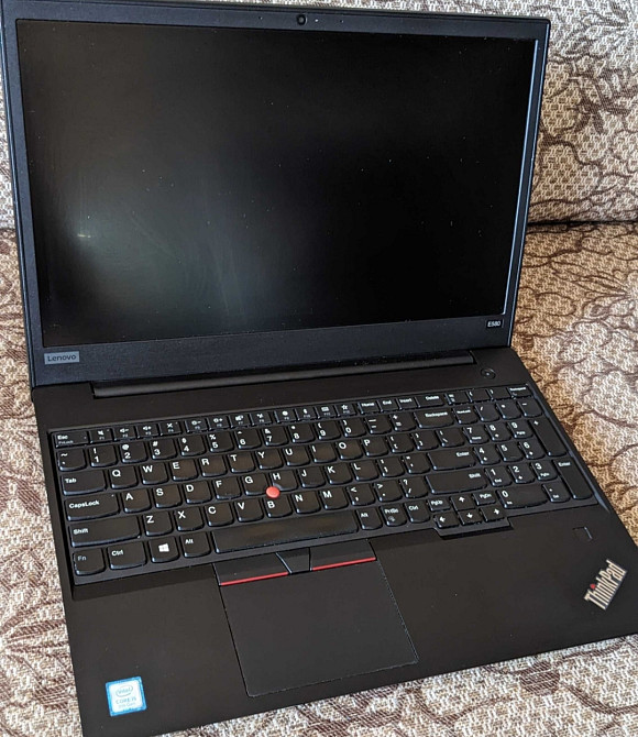 Ноутбук: Lenovo ThinkPad E580 ( 15.6