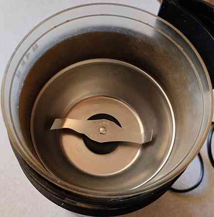 Кавомолка Delonghi KG 49 Київ