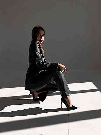 Женский стильный базовый пиджак из матовой эко-кожи Одесса