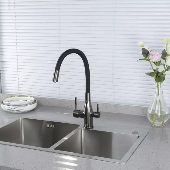 Змішувач для кухні під фільтр Frap F4396-15 з гнучким виливом графіт/чорний Київ