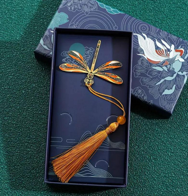 Цветная металлическая закладка со стрекозой и кистью в коробке. Оригинальная закладка. Подарок для к Киев - изображение 1
