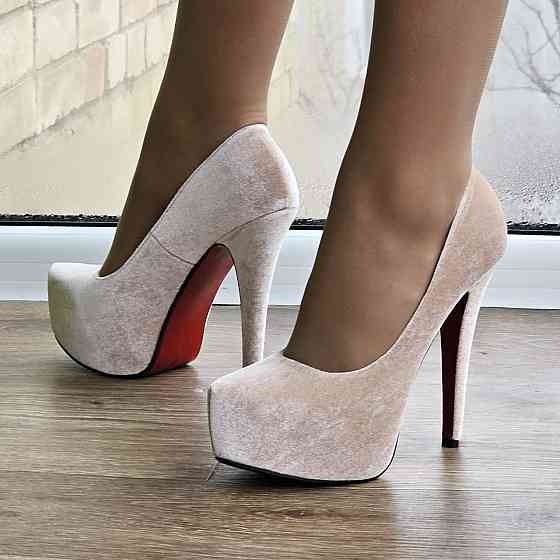 Жіночі Бежеві Туфлі на Каблуку Шпильке Замшеві Модельні (розміри: 36,37,38) - 78-1 Дніпро