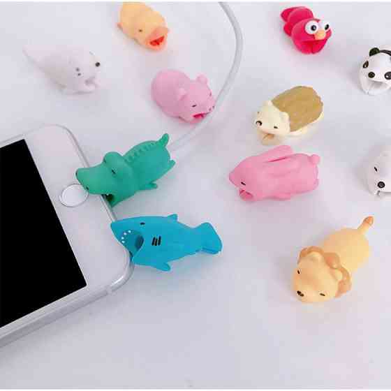 Декоративная насадка Suyacs для USB кабеля (Акула голубая) Николаев