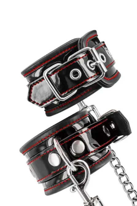 Наручники Fetish Tentation Premium Patent leather handcuffs Львів - фото 3