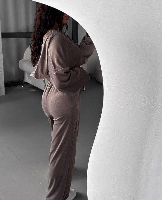 Женский плюшевый прогулочный костюм двойка: кофта и штаны турецкий велюр Бежевый, 46/48 Одесса - изображение 4