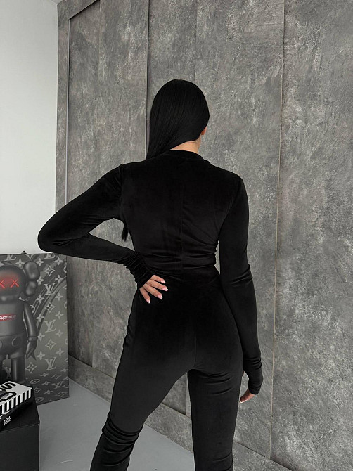 Стильний жіночий комбінезон із довгим рукавом королівський велюр Чорний, 46/483 Одеса - фото 2