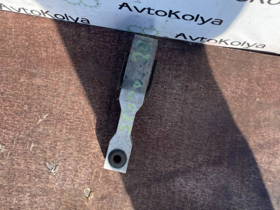 Подушка (опора) двигуна задня Opel Vivaro 1.6 CDTi 2019-2023 (9811786680) Ковель - фото 1