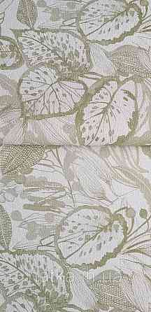 Шпалери вінілові на флізеліні метрові Rasch Novella 1,06х10 квіти листя гілки акварель матові зелені салатові на білому Київ