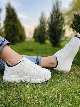 Fashion Кеди жіночі FASHION 136-320 білі (весна-осінь, еко-шкіра) (4416) 36-41 Коломыя