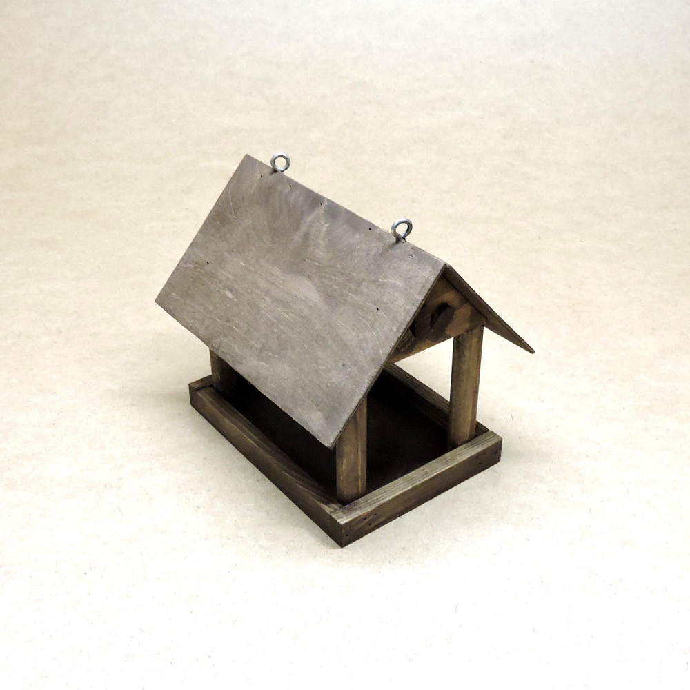 Кормушка садовая для птиц 