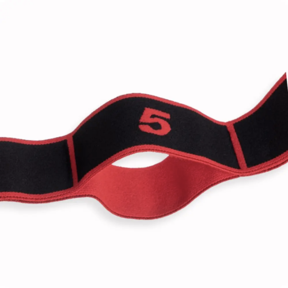 Резинка для фітнесу з петлями Queenfit 86,5 х 4см чорно-червона Киев - изображение 7