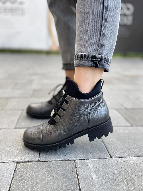 Черевики жіночі Odzi антрацит натуральна шкіра зима висота 10,5см підошва 2/4см (2361) Коломия - фото 5