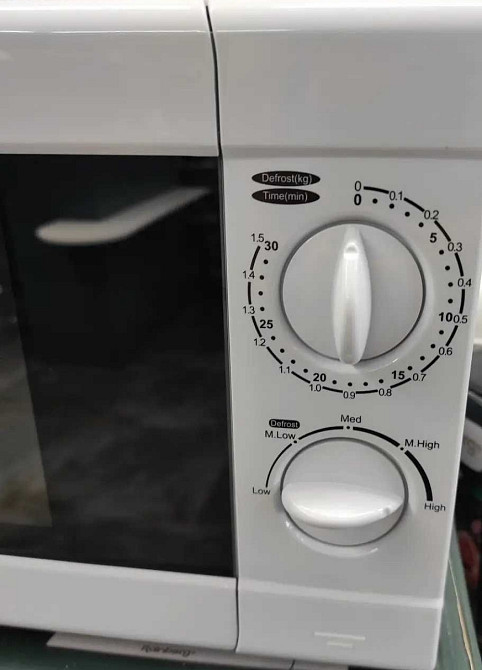 НЕМЕЦКА Мікрохвильовка Rainberg RB-7151 1300 ват (20 L) НОВА. Київ - фото 2