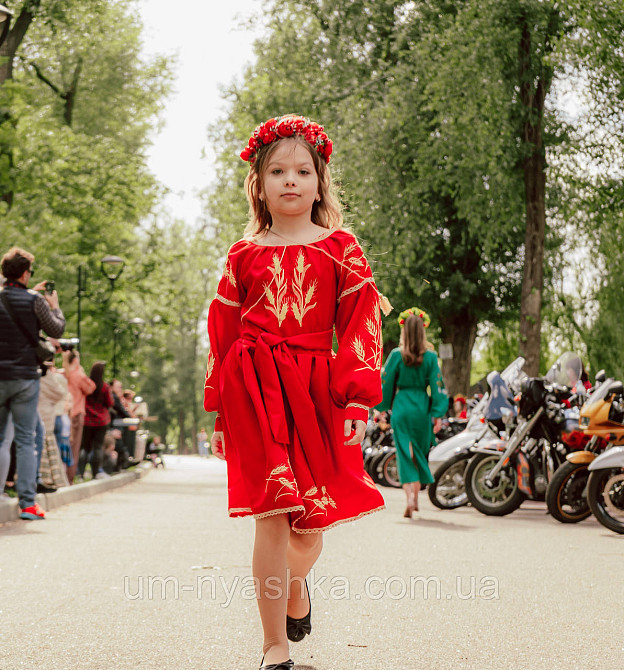 Дитяче вишите червоне плаття з колосками Кривий Ріг - фото 8