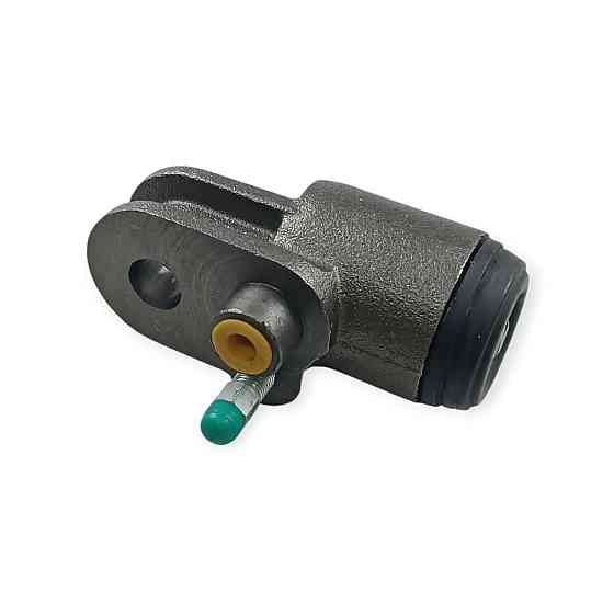 Цилиндр переднего тормоза ГАЗ 66, 3308 правый (d-35 мм) колесный Мукачево