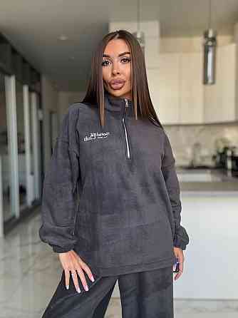 Жіночий костюм з фліс-полару, з вишивкою Одеса