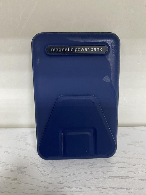 Б/В Power Bank AOGUERBE 10000 mAh MagSafe 22.5W: портативний зарядний пристрій зі складною підставкою та дисплеєм Київ - фото 2