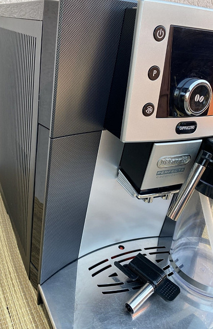 Кавомашина Delonghi Perfecta Cappuccino Київ - фото 1