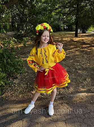 Вишиванка жовта з маками для дівчинки Кривий Ріг