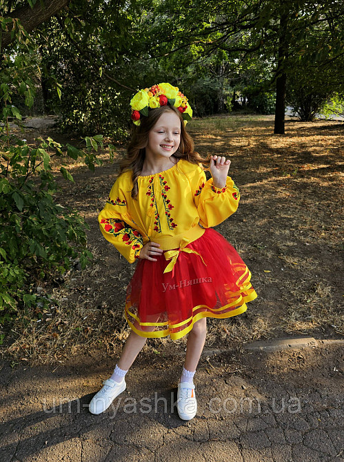 Вишиванка жовта з маками для дівчинки Кривий Ріг - фото 3
