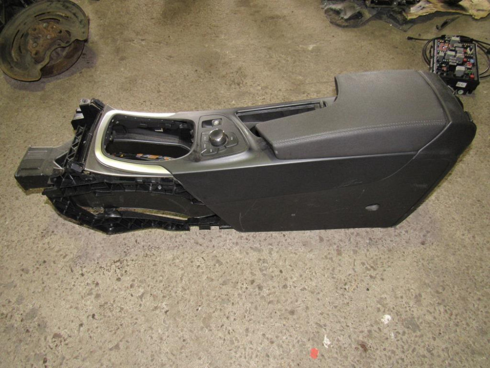 Підлокотник Opel Insignia Sports Tourer 2009-2013 Ковель - фото 2