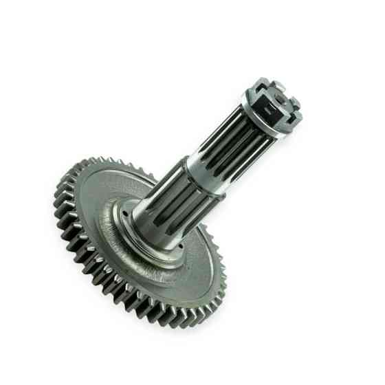 Вал МТЗ із гайкою вторинний Мукачево