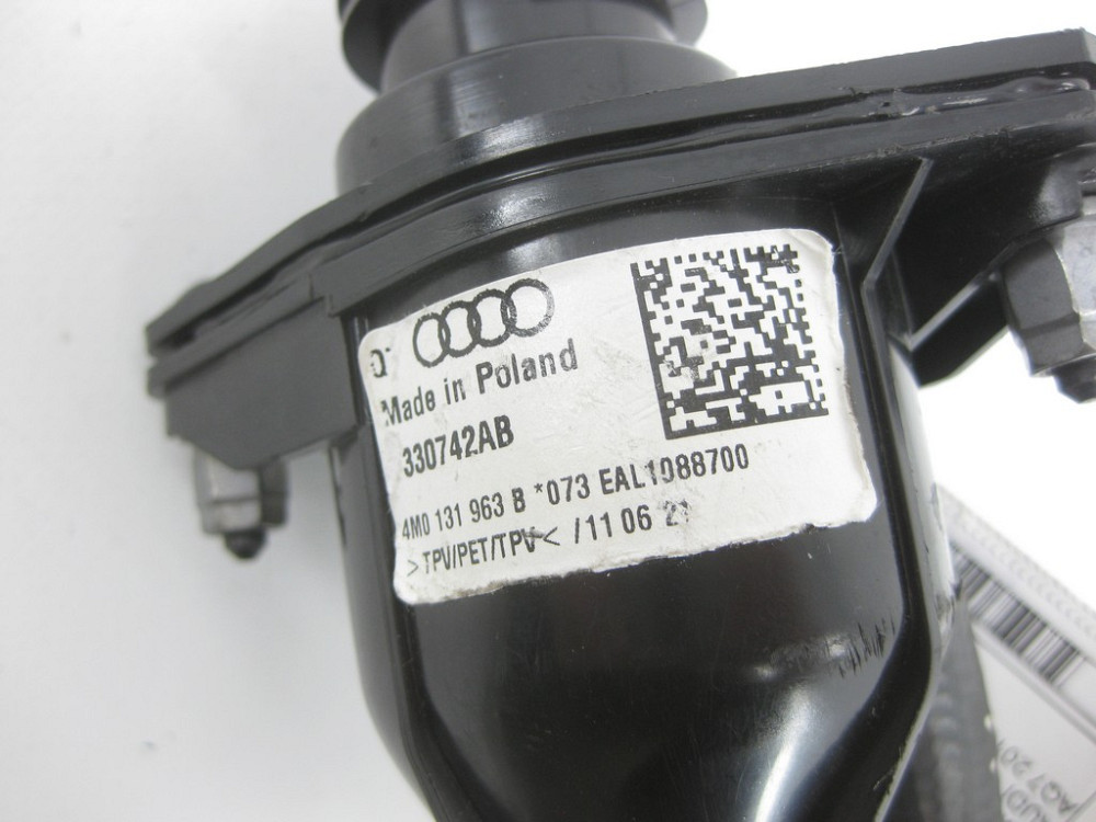 VAG  4M0131963B Заливна горловина сечовини AdBlue Одеса - фото 4