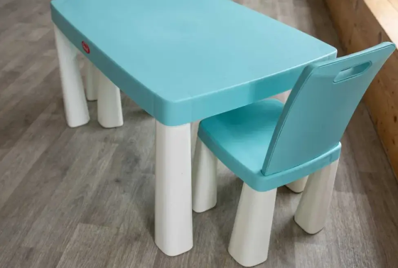 Дитячий комплект стіл та два стільці Doloni (пластиковий) Бірюзовий Київ