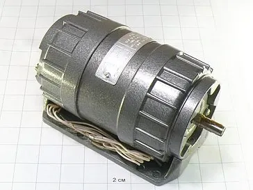 Електродвигун АВ-042-4Му3, 25 Вт, 1300 об./хв., 220/380В, двигун Харків - фото 1