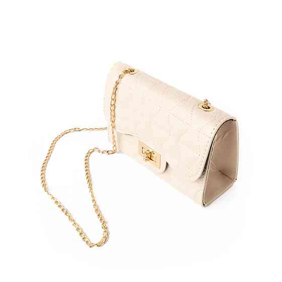 Сумка женская через плечо, сумочка клатч со стеганым узором и ручкой-цепочкой, Молочный Каменец-Подольский