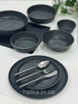 Тарілка чорна кераміка 28,5*2 см "Шайні-дот" 101-0409 для дому та ресторанів Київ