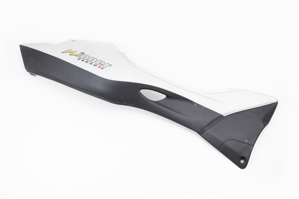 ZS200GS пластик задній бічний правий, ЧОРНО-СІРИЙ Київ - фото 1